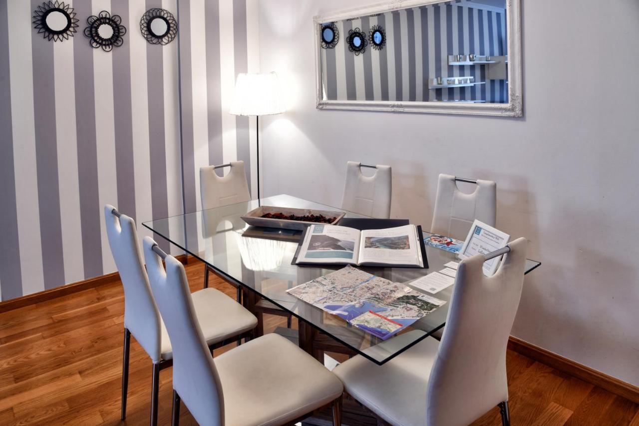 מאלגה Wonderstays Apartamentos La Estacion מראה חיצוני תמונה