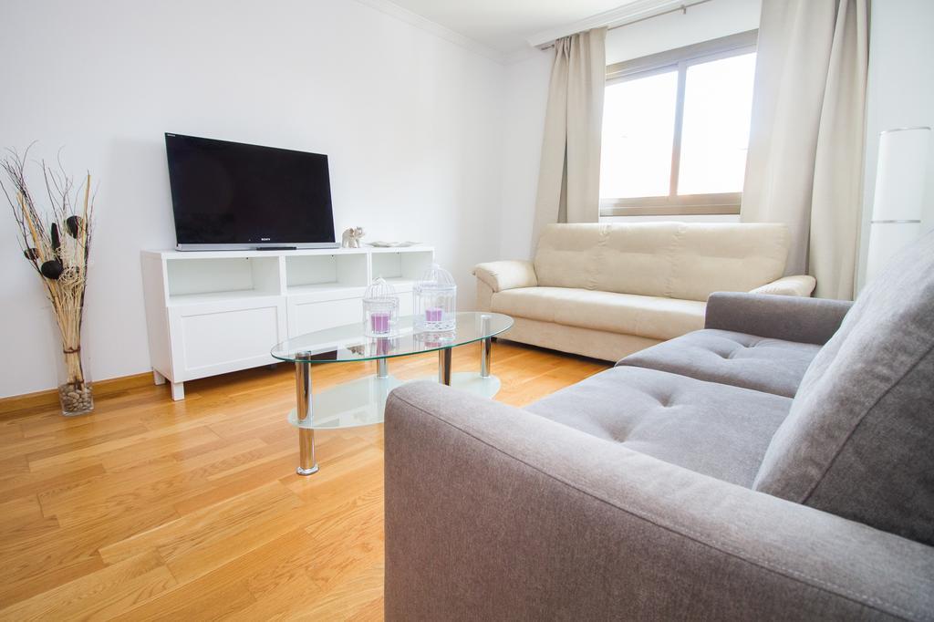 מאלגה Wonderstays Apartamentos La Estacion מראה חיצוני תמונה
