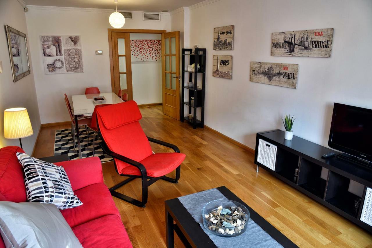 מאלגה Wonderstays Apartamentos La Estacion מראה חיצוני תמונה